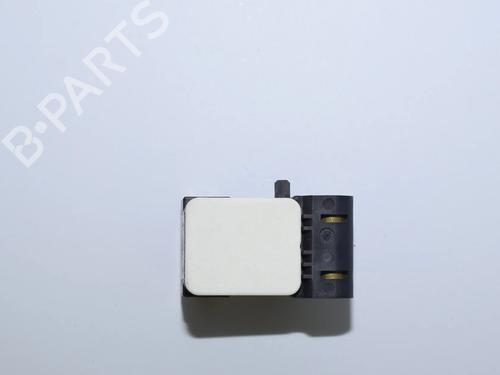 Used Electronic sensor Electronic sensor BMW 1 (E81) 118 d (143 hp) 34075872 34075872