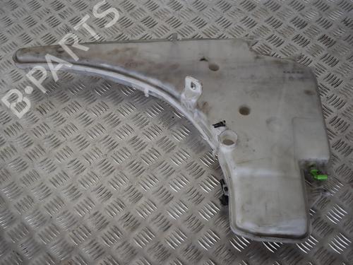 Used Windscreen washer tank Windscreen washer tank BMW 3 (E90) 320 d (163 hp) 34084318 34084318