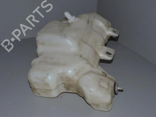 windscreen-washer-tank-bmw-5-touring-e39-1996-1997-1998-1999-2000-2001-2002-2003-2004-34081057 main image