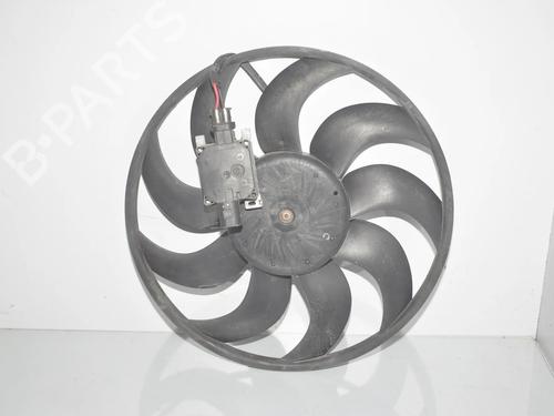 Used Radiator fan Radiator fan BMW 3 Touring (F31) 320 i (184 hp) 34097935 34097935