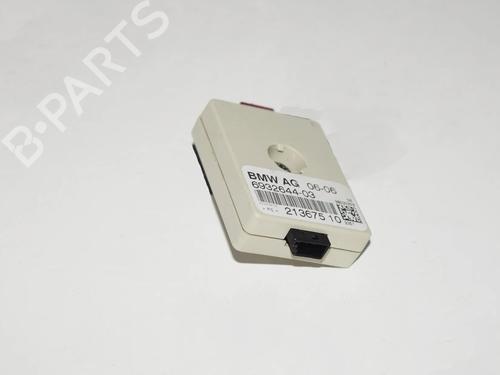 Used Electronic module Electronic module BMW 3 (E90) 318 i (129 hp) 34061792 34061792