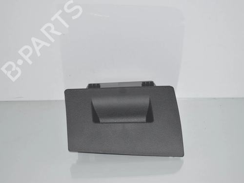 glove-box-bmw-2-gran-tourer-f46-2014-34062085 main image