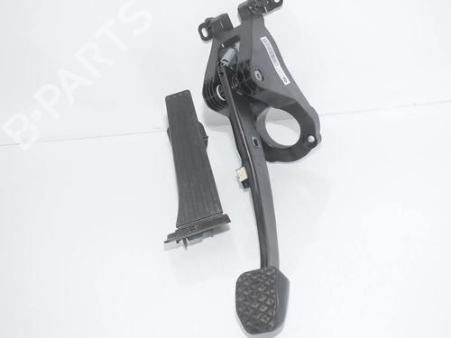 Used Break pedal Break pedal BMW i3 (I01) s Electric (102 hp) 36509807 36509807