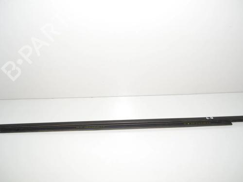 Dørliste Dørliste BMW 3 Touring (G21, G81) 330 e Plug-in-Hybrid (292 hp) 34092264 34092264