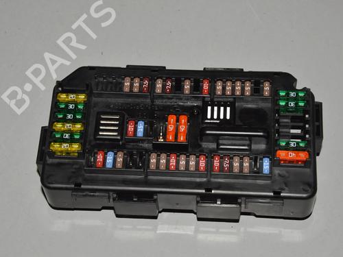 Used Fuse box Fuse box BMW 3 (F30, F80) 328 i xDrive (245 hp) 34061928 34061928