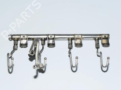 Used Injection rail Injection rail BMW 7 (F01, F02, F03, F04) 750 i, Li (408 hp) 34089898 34089898