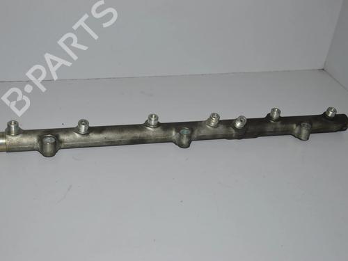 injection-rail-bmw-5-touring-e39-1996-1997-1998-1999-2000-2001-2002-2003-2004-34088795 main image