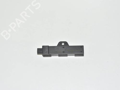 Used Antenna/Base Antenna/Base BMW 5 Touring (F11) M 550 d xDrive (381 hp) 34090554 34090554