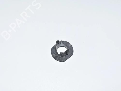 Støtte Støtte BMW 3 Touring (F31) 318 d (150 hp) 34065042 34065042