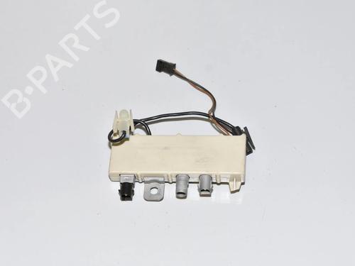 Antenne/Base Antenne/Base BMW 5 (E39) 530 d (193 hp) 34066470 34066470