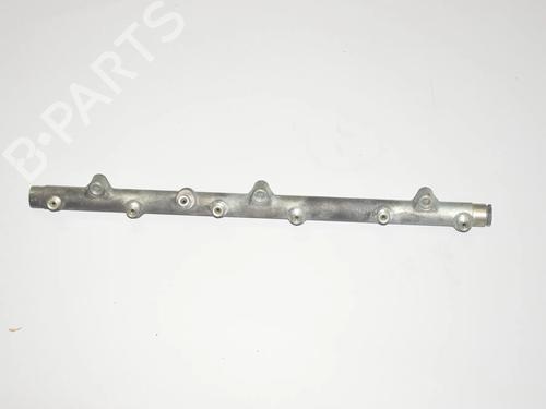 injection-rail-bmw-5-e39-1995-1996-1997-1998-1999-2000-2001-2002-2003-34066992 main image