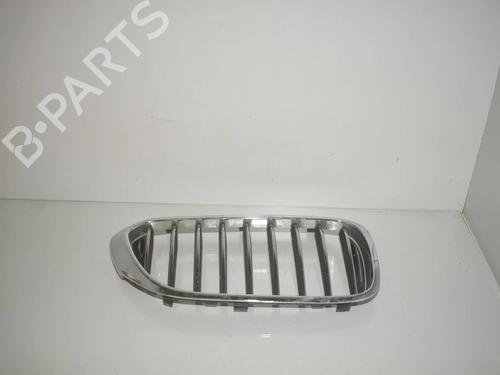 Used Grille Grille BMW 5 (G30, F90) 530 e Plug-in Hybrid (252 hp) 34090806 34090806