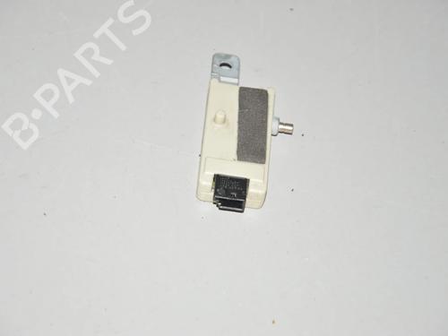 Antenne/Base Antenne/Base BMW X5 (E53) 4.6 is (347 hp) 34082071 34082071