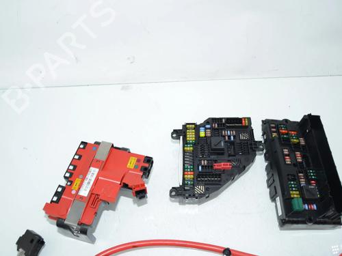 Fuse box BMW X3 (F25) xDrive 20 d | BP38252427E1 - Image 2