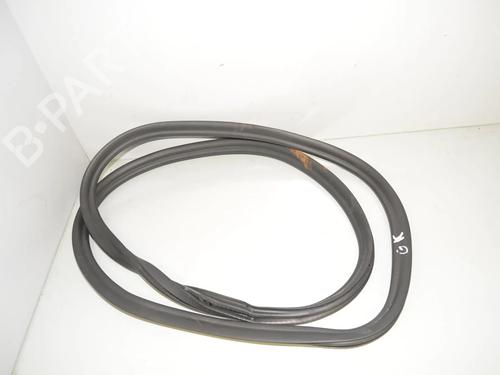 rubber-door-seal-bmw-5-g30-f90-2016-34084099 main image