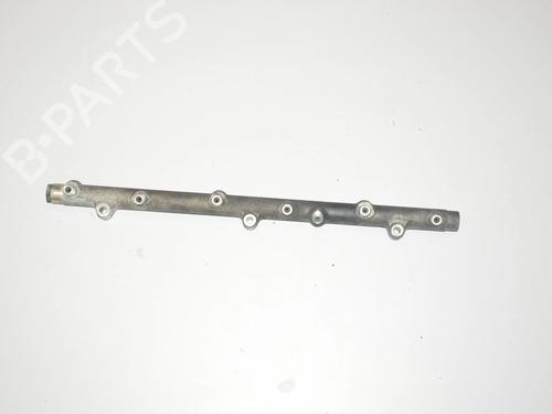 injection-rail-bmw-5-touring-e39-1996-1997-1998-1999-2000-2001-2002-2003-2004-34068240 main image