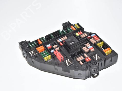fuse-box-bmw-5-touring-f11-2009-2010-2011-2012-2013-2014-2015-2016-2017-34074380 main image