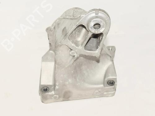 Used Engine mount Engine mount MERCEDES-BENZ C-CLASS T-Model (S205) C 220 BlueTEC / d (205.204) (170 hp) 34083812 34083812