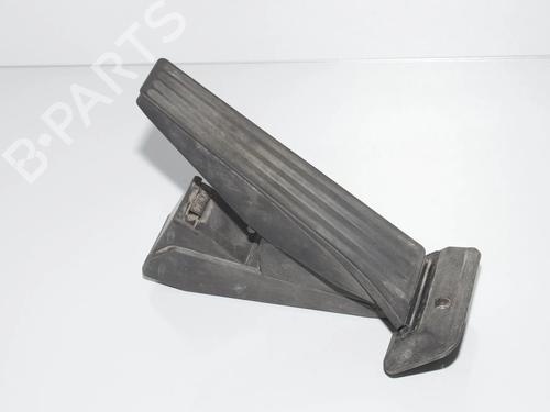 Pedal Pedal BMW 5 Touring (F11) 530 d (258 hp) 34082406 34082406