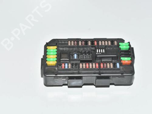 Used Fuse box Fuse box BMW 3 Touring (F31) 335 d xDrive (313 hp) 34068025 34068025