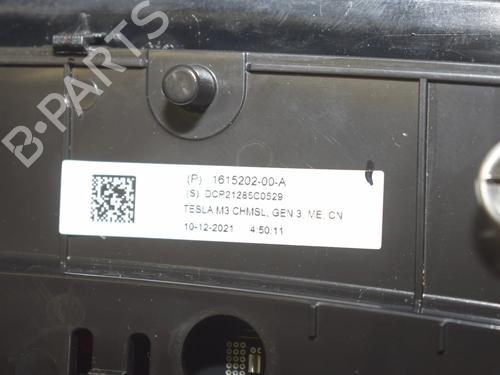 Third brake light TESLA MODEL 3 (5YJ3) EV | BP34090385L11  - Image 5