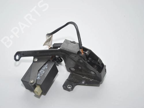 tailgate-lock-bmw-5-touring-e39-1996-1997-1998-1999-2000-2001-2002-2003-2004-34063732 main image