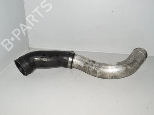 Tubo do intercooler Tubo do intercooler BMW 5 (E39) 525 d (163 hp) 34093870 34093870