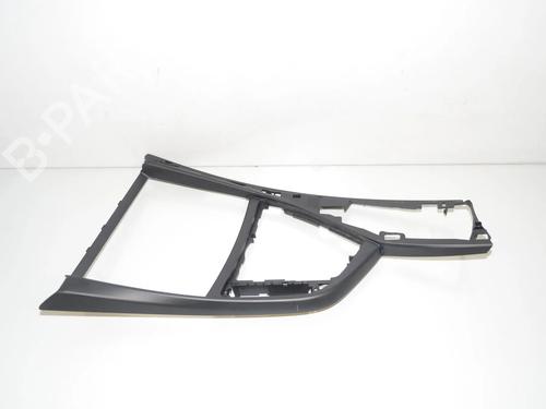 Used Middle console Middle console BMW 2 Convertible (F23) 220 i (184 hp) 34067509 34067509