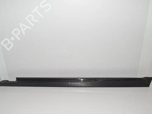 Venstre sidekjole Venstre sidekjole BMW 5 Touring (F11) 535 d (313 hp) 34075089 34075089