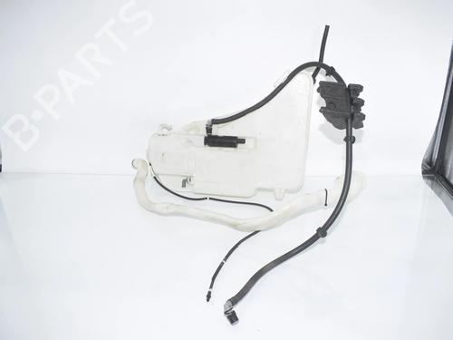 Used Windscreen washer tank Windscreen washer tank BMW 5 Touring (F11) 535 d (313 hp) 34061844 34061844