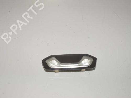 interior-roof-light-bmw-1-f40-2019-34088402 main image