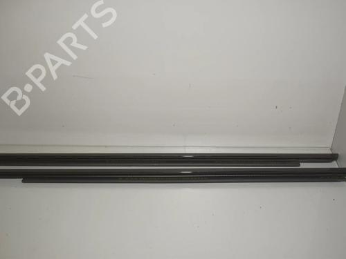 Used Door moulding trim Door moulding trim BMW i4 (G26) eDrive35 (286 hp) 34098069 34098069