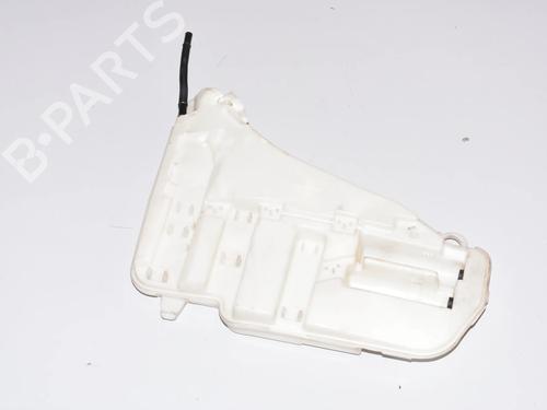 windscreen-washer-tank-bmw-5-touring-f11-2009-2010-2011-2012-2013-2014-2015-2016-2017-34074684 main image