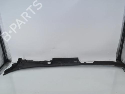 Griglia sotto parabrezza Griglia sotto parabrezza BMW 5 (F10) 530 d xDrive (258 hp) 34096001 34096001