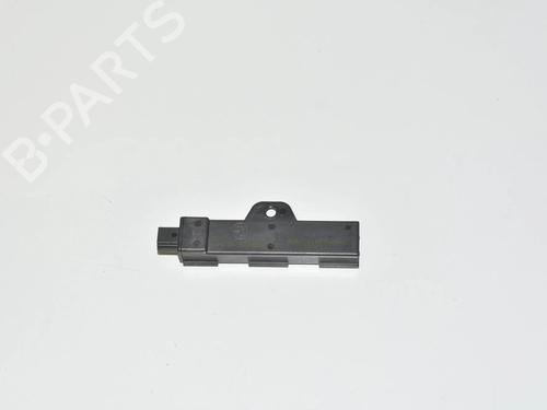 Used Antenna/Base Antenna/Base BMW 5 Touring (F11) M 550 d xDrive (381 hp) 34094366 34094366