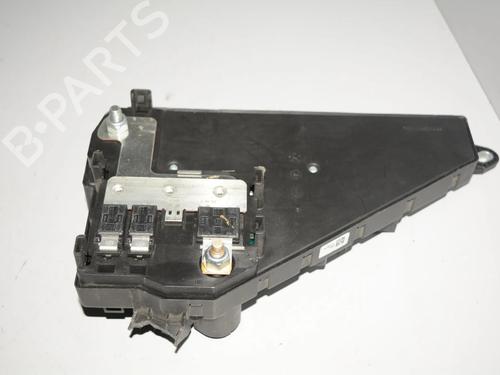 fuse-box-bmw-5-touring-e61-2004-2005-2006-2007-2008-2009-2010-34078042 main image