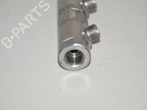 injection-rail-bmw-3-coupe-e92-2005-2006-2007-2008-2009-2010-2011-2012-2013-34069011 main image