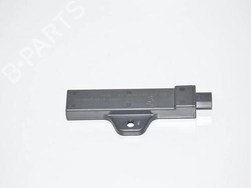 antennabase-bmw-i3-i01-2013-34062570 main image