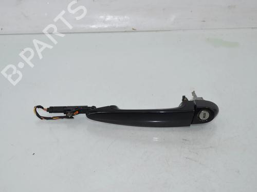 Used Front left exterior door handle Front left exterior door handle 39206421 39206421