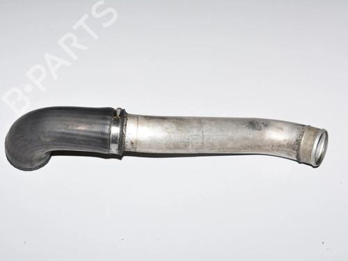 intercooler-pipe-bmw-5-e39-1995-1996-1997-1998-1999-2000-2001-2002-2003-34090746 main image