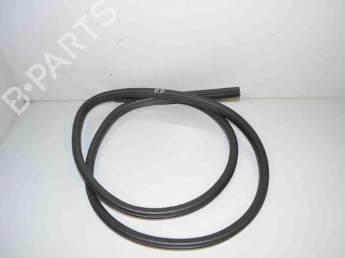 Used Rubber door seal Rubber door seal BMW X1 (E84) sDrive 20 i (184 hp) 34090737 34090737
