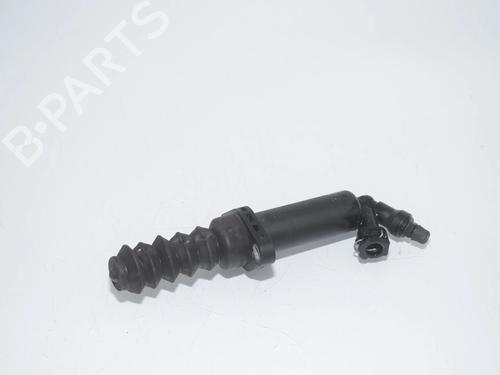 clutch-slave-cylinder-bmw-2-gran-tourer-f46-2014-34204163 main image