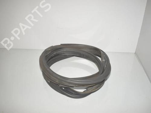 Gummiliste Gummiliste BMW X1 (F48) xDrive 25 i (231 hp) 34086256 34086256
