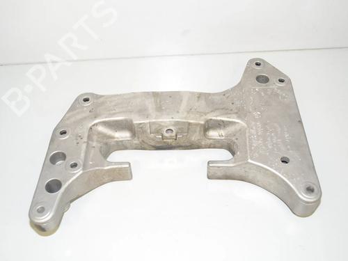 Used Gearbox mount Gearbox mount BMW 3 (G20, G80, G28) 330 e Plug-in-Hybrid (292 hp) 34088789 34088789