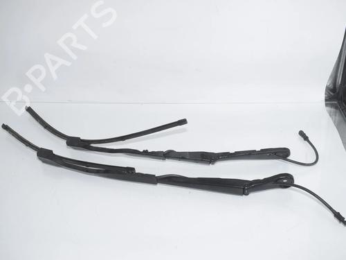 Used Front windshield wiper arm Front windshield wiper arm 38539901 38539901