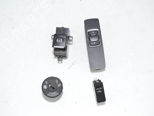 Kombi Kontakt / Stilkkontakt Kombi Kontakt / Stilkkontakt 38468974 38468974