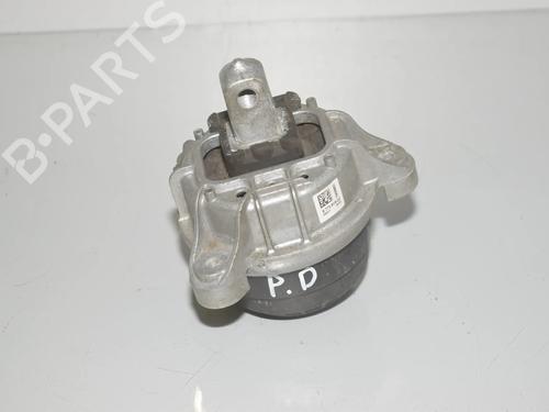 Used Engine mount Engine mount BMW 5 Touring (F11) 523 i (204 hp) 34065710 34065710