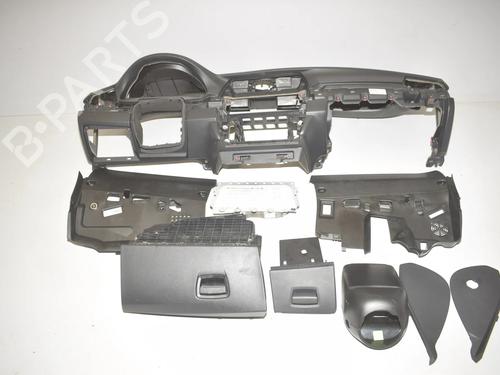 Used Dashboard Dashboard BMW 5 (F10) 530 d xDrive (258 hp) 34068666 34068666