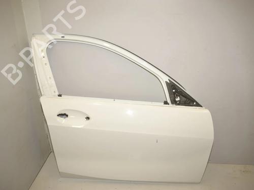 Porta frente direita Porta frente direita BMW 1 (F40) 118 i (140 hp) 34081990 34081990