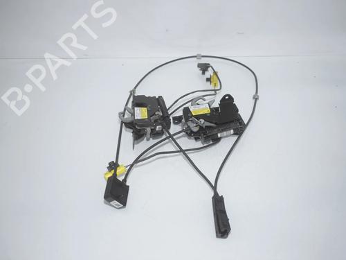 Used Hood lock Hood lock BMW X1 (F48) sDrive 18 i (140 hp) 39688684 39688684